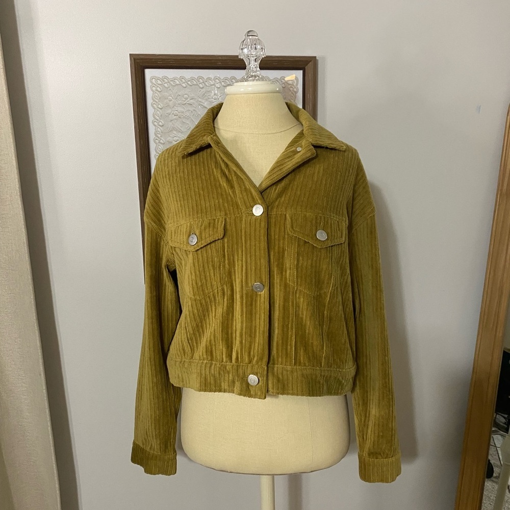 Double Zero Corduroy Utility Jacket in Green